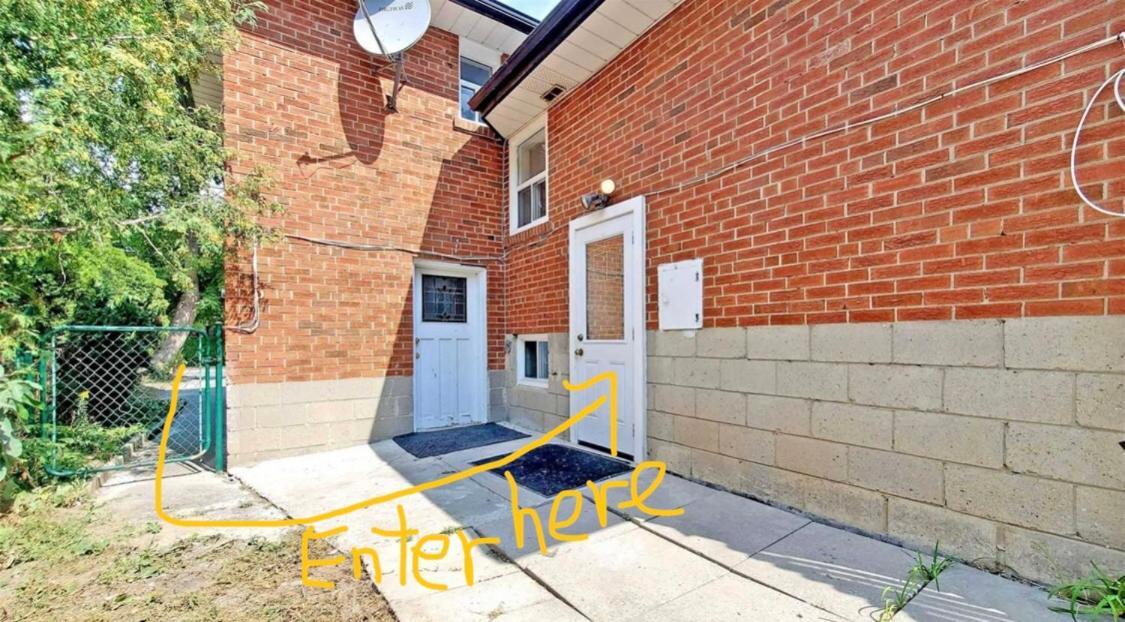 Cozy & Convenient 2-Bedroom Apartment With Private Entrance Toronto Exterior foto
